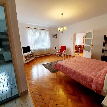 Luk Old Town Apartment Sibiu Ngoại thất bức ảnh