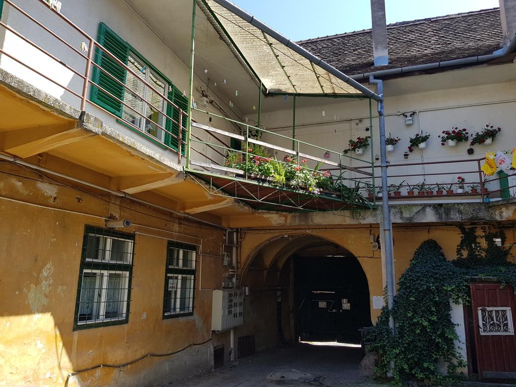 Luk Old Town Apartment Sibiu Ngoại thất bức ảnh