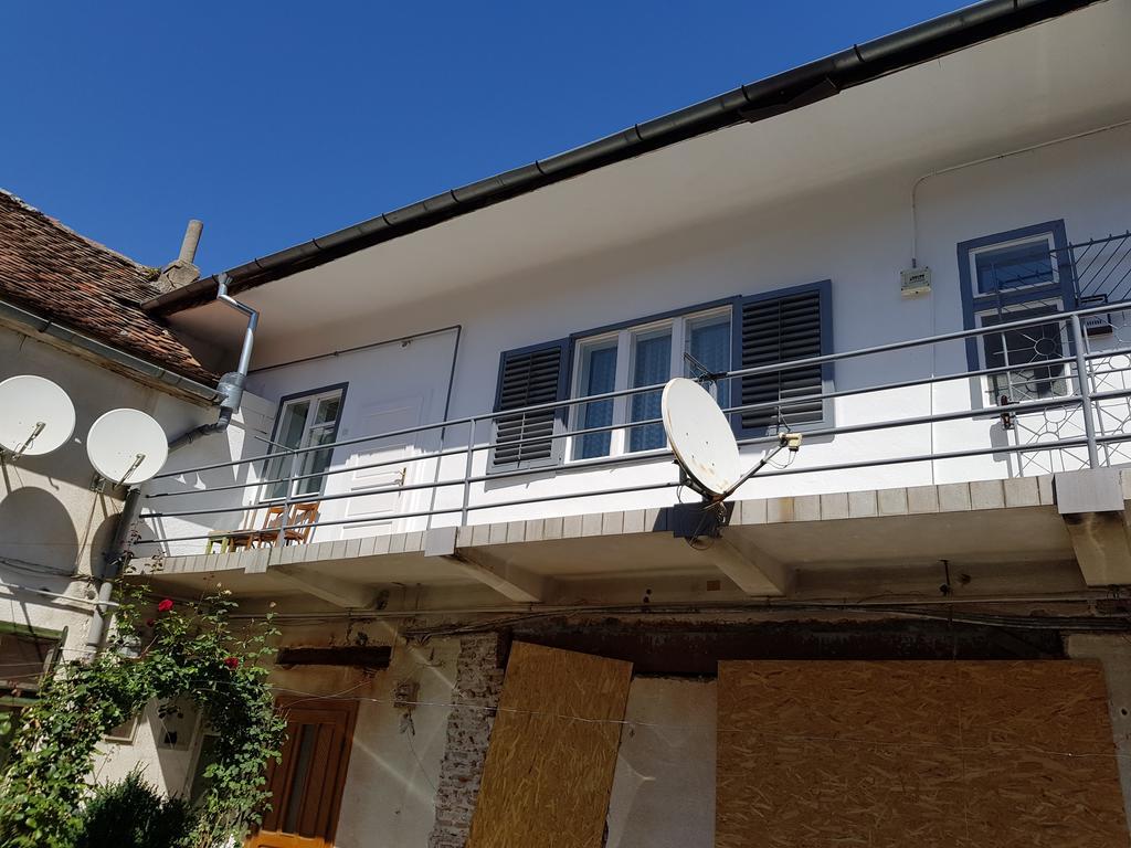 Luk Old Town Apartment Sibiu Ngoại thất bức ảnh